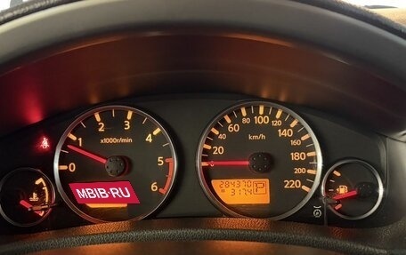 Nissan Pathfinder, 2005 год, 950 000 рублей, 17 фотография