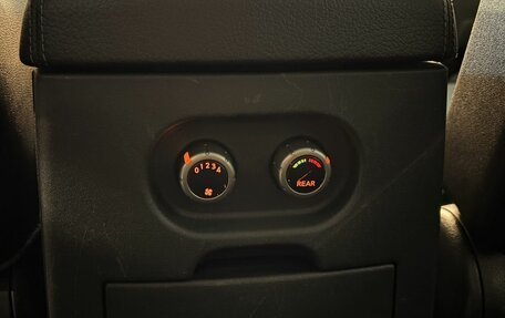 Nissan Pathfinder, 2005 год, 950 000 рублей, 29 фотография