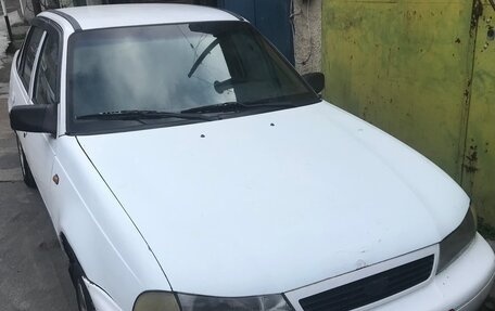 Daewoo Nexia I рестайлинг, 1996 год, 100 000 рублей, 2 фотография