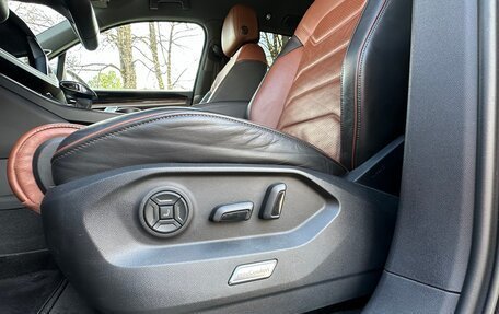 Volkswagen Touareg III, 2020 год, 21 фотография