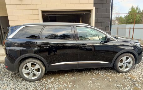 Peugeot 5008 II, 2020 год, 2 200 000 рублей, 3 фотография