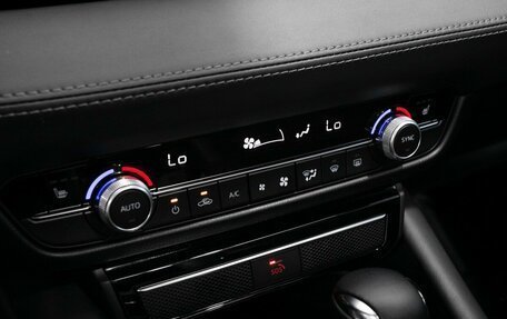 Mazda 6, 2023 год, 4 000 000 рублей, 24 фотография