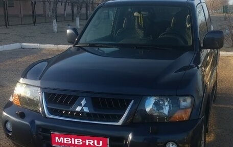 Mitsubishi Pajero III рестайлинг, 2006 год, 920 000 рублей, 1 фотография