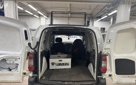 Peugeot Partner II рестайлинг 2, 2013 год, 350 000 рублей, 1 фотография