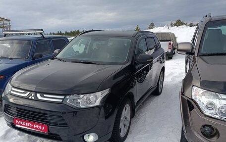 Mitsubishi Outlander III рестайлинг 3, 2013 год, 1 450 000 рублей, 1 фотография