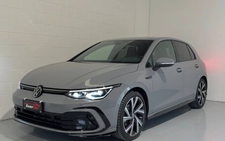 Volkswagen Golf VIII, 2022 год, 2 190 000 рублей, 1 фотография