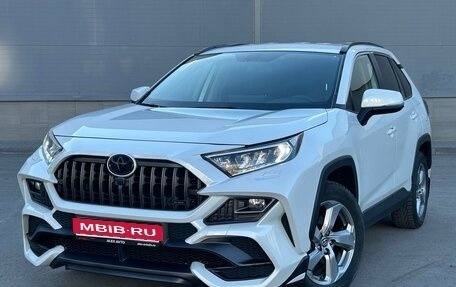 Toyota RAV4, 2020 год, 3 790 000 рублей, 1 фотография