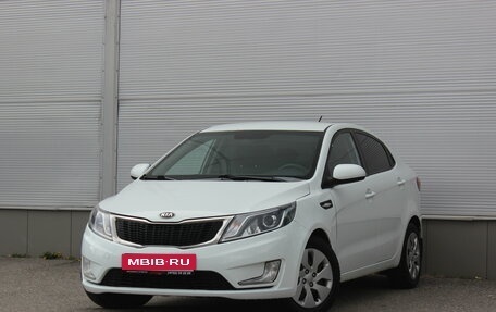 KIA Rio III рестайлинг, 2013 год, 677 000 рублей, 1 фотография