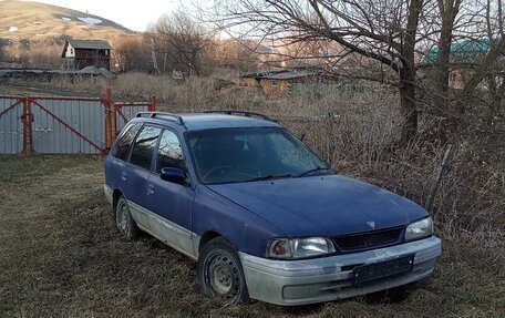 Nissan Wingroad I, 1998 год, 90 000 рублей, 1 фотография