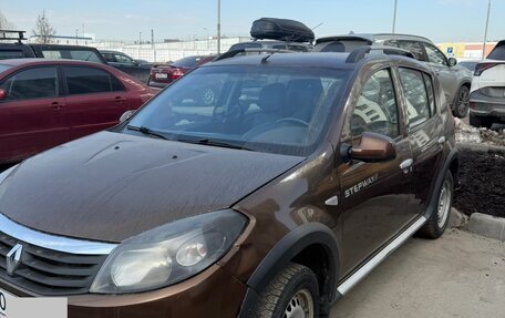 Renault Sandero I, 2013 год, 450 000 рублей, 2 фотография