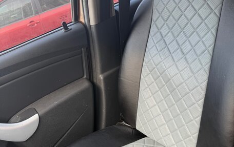 Renault Sandero I, 2013 год, 450 000 рублей, 11 фотография