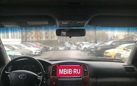 Toyota Land Cruiser 100 рестайлинг 2, 2005 год, 6 фотография