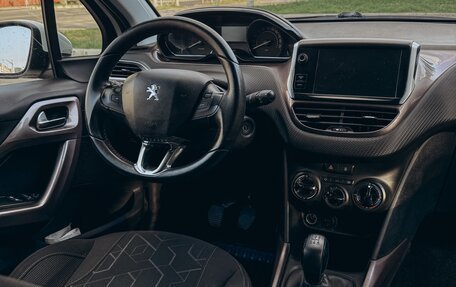 Peugeot 2008 II, 2014 год, 735 000 рублей, 15 фотография