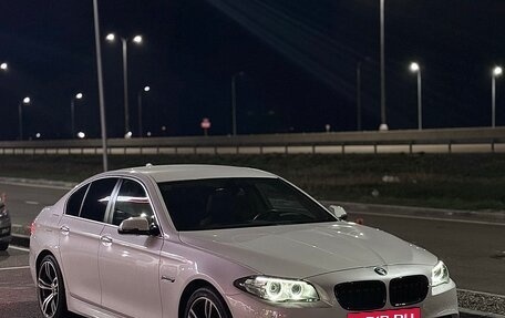BMW 5 серия, 2013 год, 2 000 000 рублей, 2 фотография