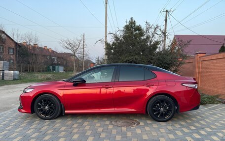 Toyota Camry, 2021 год, 3 100 000 рублей, 2 фотография