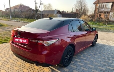 Toyota Camry, 2021 год, 3 100 000 рублей, 4 фотография