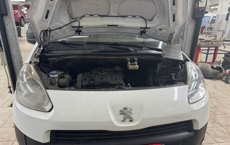 Peugeot Partner II рестайлинг 2, 2013 год, 350 000 рублей, 7 фотография