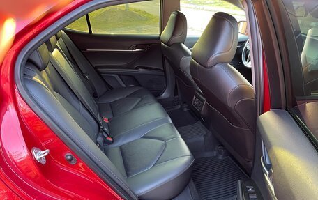 Toyota Camry, 2021 год, 3 100 000 рублей, 12 фотография