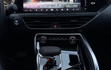 Geely Tugella FY11, 2022 год, 2 690 000 рублей, 7 фотография