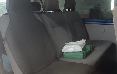 Volkswagen Transporter T5 рестайлинг, 2010 год, 1 900 000 рублей, 12 фотография