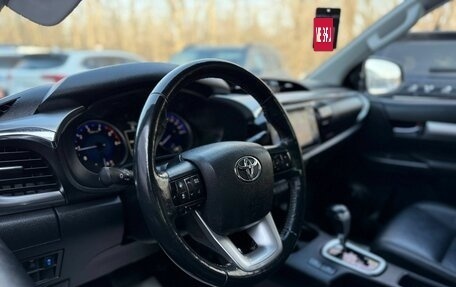 Toyota Hilux VIII, 2018 год, 3 130 000 рублей, 12 фотография