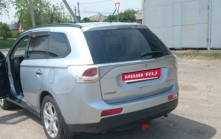 Mitsubishi Outlander III рестайлинг 3, 2012 год, 1 200 000 рублей, 8 фотография