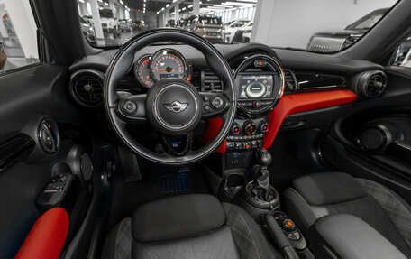 MINI Hatch, 2017 год, 2 560 000 рублей, 7 фотография