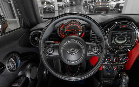 MINI Hatch, 2017 год, 2 560 000 рублей, 11 фотография