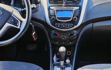 Hyundai Solaris II рестайлинг, 2014 год, 973 000 рублей, 9 фотография