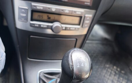 Toyota Avensis III рестайлинг, 2007 год, 670 000 рублей, 5 фотография