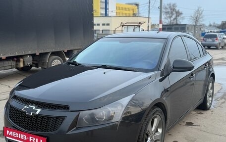 Chevrolet Cruze II, 2012 год, 740 000 рублей, 3 фотография