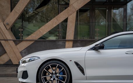 BMW 8 серия, 2022 год, 11 900 000 рублей, 3 фотография