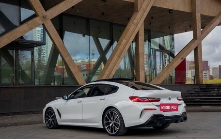 BMW 8 серия, 2022 год, 11 900 000 рублей, 10 фотография