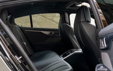 BMW 8 серия, 2022 год, 11 900 000 рублей, 37 фотография