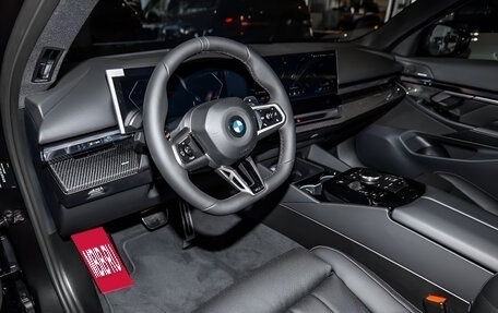 BMW 5 серия, 2025 год, 7 990 000 рублей, 3 фотография