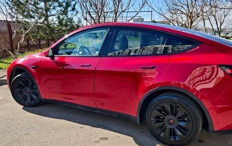 Tesla Model Y I, 2021 год, 4 190 000 рублей, 6 фотография