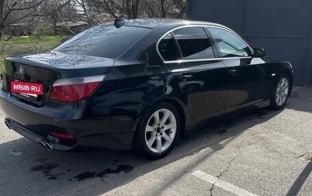 BMW 5 серия, 2004 год, 1 100 000 рублей, 2 фотография