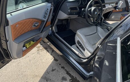 BMW 5 серия, 2004 год, 1 100 000 рублей, 14 фотография