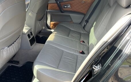 BMW 5 серия, 2004 год, 1 100 000 рублей, 15 фотография