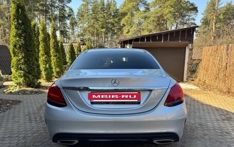 Mercedes-Benz C-Класс, 2018 год, 3 050 000 рублей, 4 фотография