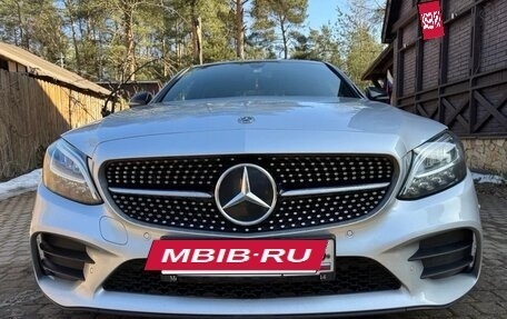 Mercedes-Benz C-Класс, 2018 год, 3 050 000 рублей, 8 фотография