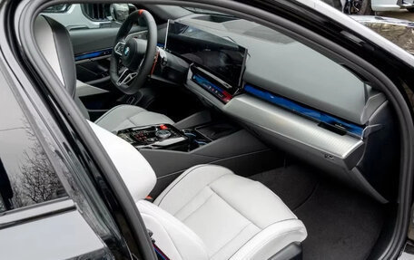 BMW M5, 2026 год, 18 890 032 рублей, 17 фотография