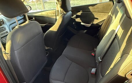 KIA Rio III рестайлинг, 2014 год, 879 000 рублей, 7 фотография