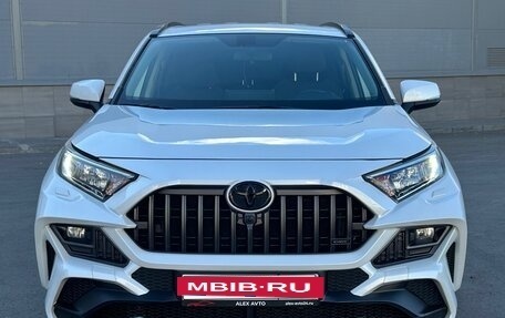 Toyota RAV4, 2020 год, 3 790 000 рублей, 3 фотография