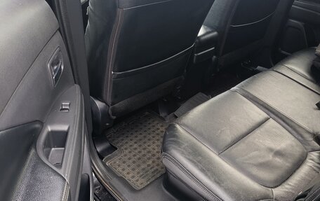 Mitsubishi Outlander III рестайлинг 3, 2013 год, 1 450 000 рублей, 5 фотография