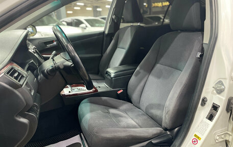 Toyota Camry, 2013 год, 1 600 000 рублей, 13 фотография