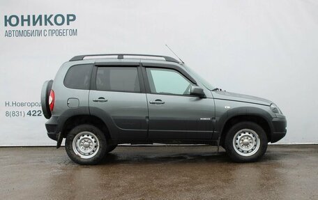 Chevrolet Niva I рестайлинг, 2018 год, 849 000 рублей, 4 фотография