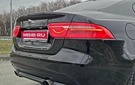 Jaguar XE I рестайлинг, 2018 год, 1 720 000 рублей, 13 фотография
