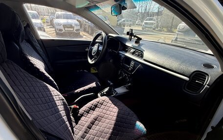 KIA Rio IV, 2018 год, 850 000 рублей, 5 фотография