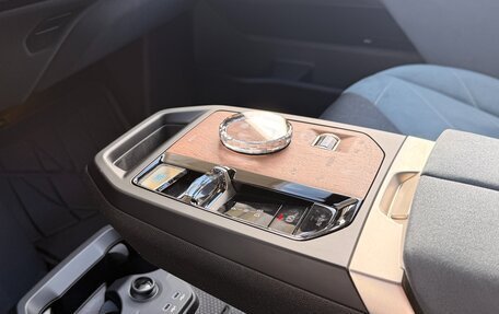 BMW iX, 2021 год, 8 100 000 рублей, 15 фотография